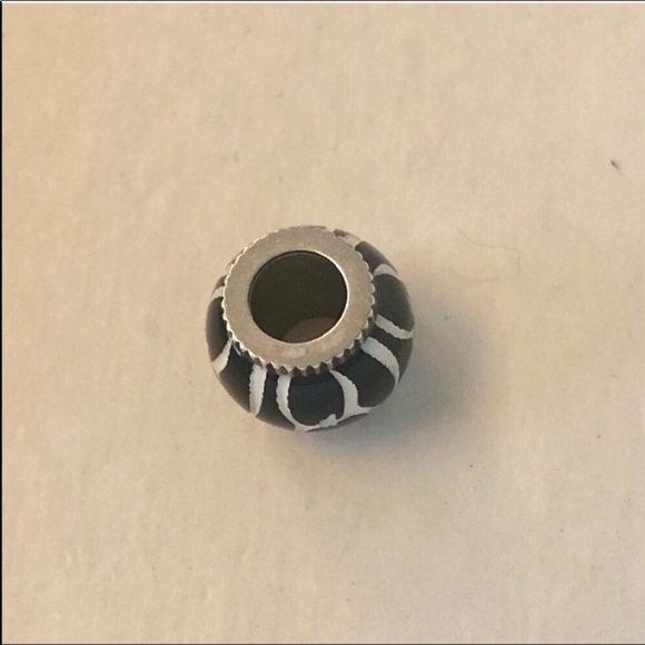 ❌SOLD OUT❌Brighton black & white striped bead - Picture 3 of 8